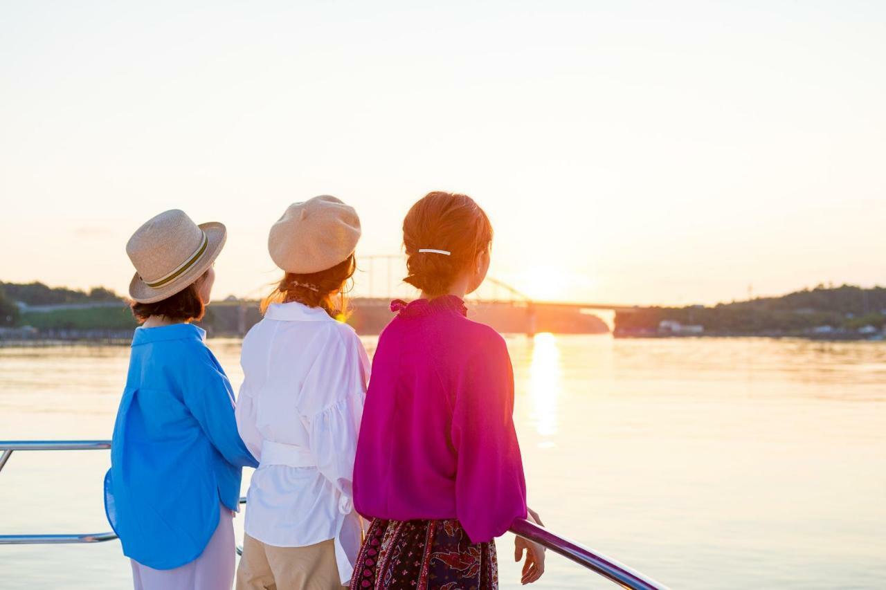 Seacruise House Navio Aparthotel Kami Amakusa Bagian luar foto